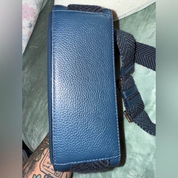 SOLD**Marc Jacobs Navy Crossbody Bag - Picture 10 of 13